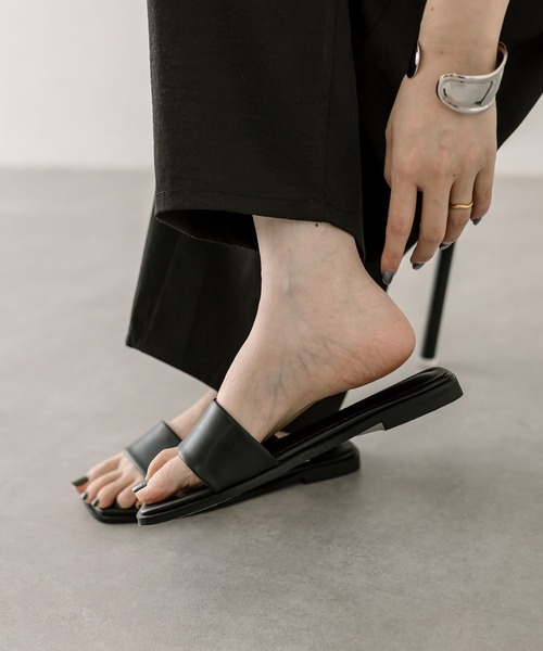 mystic（ミスティック）の「フラットサンダル（サンダル・レディース・アイボリー/ブラック・38/37/36）」の12枚目の写真