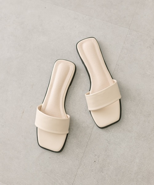 mystic（ミスティック）の「フラットサンダル（サンダル・レディース・アイボリー/ブラック・38/37/36）」の4枚目の写真