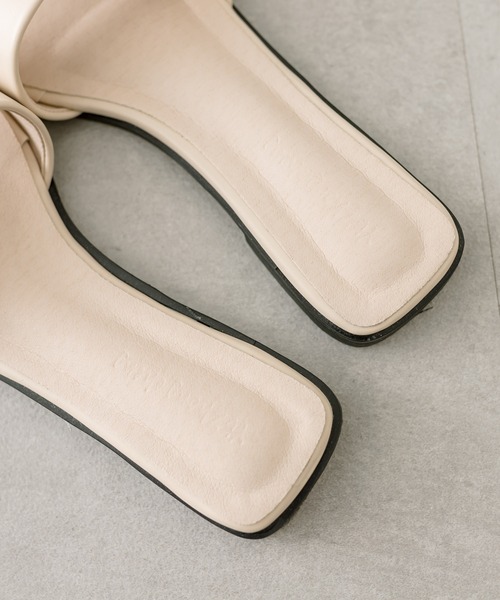 mystic（ミスティック）の「フラットサンダル（サンダル・レディース・アイボリー/ブラック・38/37/36）」の10枚目の写真