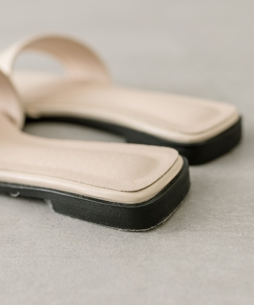 mystic（ミスティック）の「フラットサンダル（サンダル・レディース・アイボリー/ブラック・38/37/36）」の11枚目の写真
