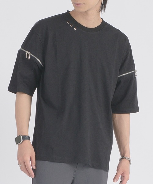 REGIEVO（レジエボ）の「REGIEVO ファスナースリーブTシャツ（Tシャツ/カットソー・メンズ・ブラック/オフホワイト・MEDIUM/LARGE）」の2枚目の写真