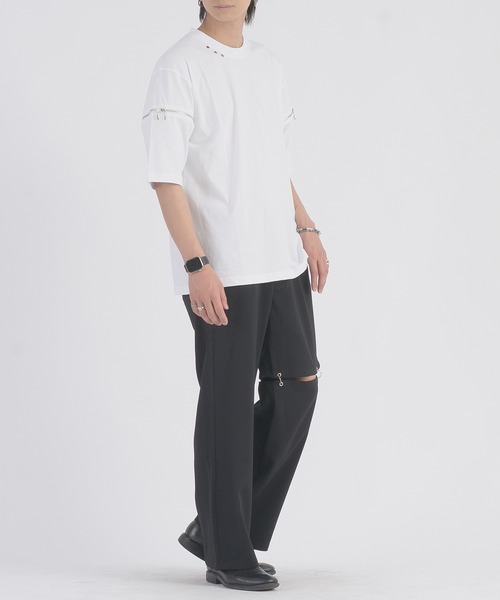 REGIEVO（レジエボ）の「REGIEVO ファスナースリーブTシャツ（Tシャツ/カットソー・メンズ・ブラック/オフホワイト・MEDIUM/LARGE）」の9枚目の写真