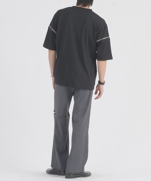 REGIEVO（レジエボ）の「REGIEVO ファスナースリーブTシャツ（Tシャツ/カットソー・メンズ・ブラック/オフホワイト・MEDIUM/LARGE）」の19枚目の写真