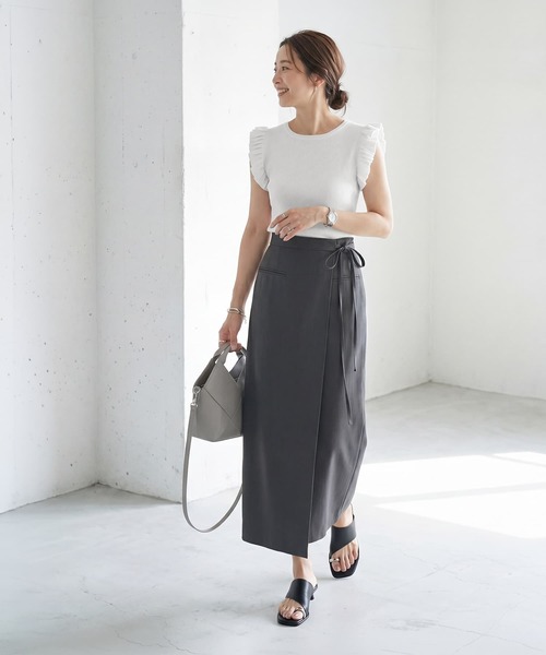 STYLE DELI(スタイルデリ)の「【LUXE】プリーツノースリニットトップス(ニット/セーター・レディース・アイボリー/ブラック/グリーン・FREE)」の17枚目の写真