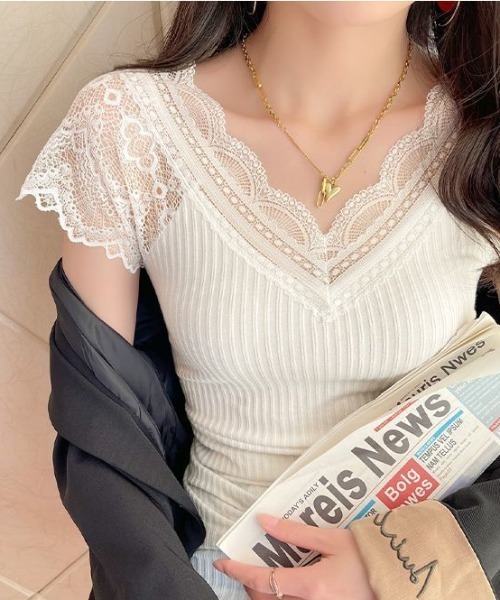 Achic(アシック)の「ノースリーブレースフリル透け感トップス(Tシャツ/カットソー・レディース・ベージュ/ホワイト/ブラック・M)」の9枚目の写真