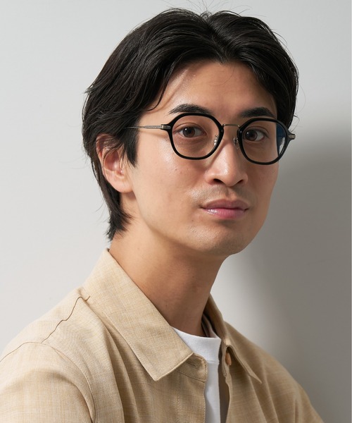 UNITED ARROWS（ユナイテッドアローズ）の「ボストン型調光サングラス｜紫外線対策｜レンズの色が変わるサングラス｜ユナイテッドアローズ｜Zoff | UNITED ARROWS Wellness（サングラス・レディース・ベージュ/ライトグレー/ブラック・FREE）」の8枚目の写真