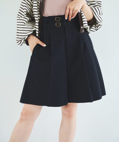 Crisp（クリスプ）の「ダブルベルトハーフパンツ（その他パンツ・レディース・ベージュ/ブラック・FREE）」の2枚目の写真
