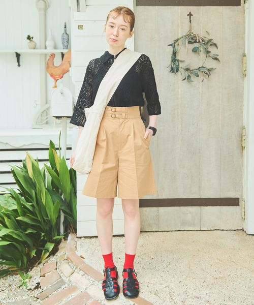 Crisp（クリスプ）の「ダブルベルトハーフパンツ（その他パンツ・レディース・ベージュ/ブラック・FREE）」の3枚目の写真