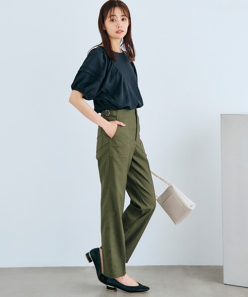 grove（グローブ）の「◆袖コンシャスなボリュームスリーブが旬顔なブラウス（シャツ/ブラウス・レディース・ブラック/オフホワイト/ブルー・02/03/01/04/05）」の4枚目の写真