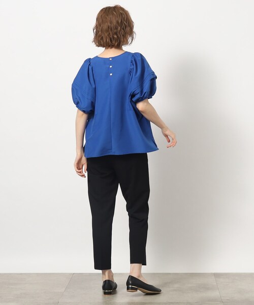 grove（グローブ）の「◆袖コンシャスなボリュームスリーブが旬顔なブラウス（シャツ/ブラウス・レディース・ブラック/オフホワイト/ブルー・02/03/01/04/05）」の14枚目の写真