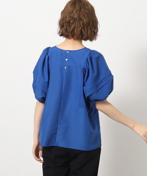 grove（グローブ）の「◆袖コンシャスなボリュームスリーブが旬顔なブラウス（シャツ/ブラウス・レディース・ブラック/オフホワイト/ブルー・02/03/01/04/05）」の17枚目の写真