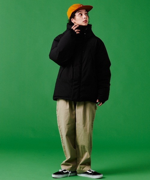 KELTY(ケルティ)の「【EC限定】PADDING JACKET/中綿ジャケット(ダウンジャケット/コート・レディース・ベージュ/ブラック・M/L)」の8枚目の写真