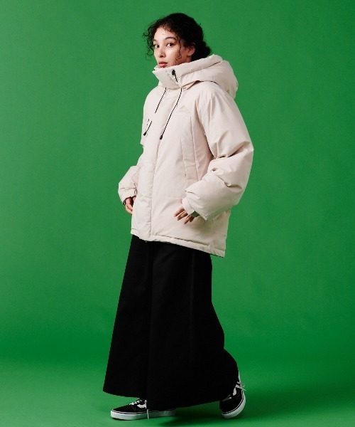 KELTY(ケルティ)の「【EC限定】PADDING JACKET/中綿ジャケット(ダウンジャケット/コート・レディース・ベージュ/ブラック・M/L)」の22枚目の写真