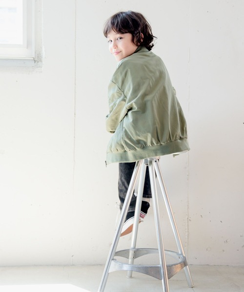 GLOBAL WORK（グローバルワーク）の「撥水ボリュームMA-1/907719（MA-1・キッズ・ベージュ/ブラック/カーキ・110cm/120cm/130cm/140cm/150cm/160cm/100cm）」の18枚目の写真