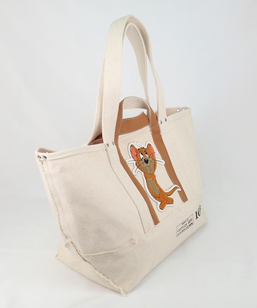 Tom&Jerry(トムアンドジェリー)の「FLAPPER★フラッパー:TOM & JERRY トムとジェリー サガラワッペン トートバッグ(トートバッグ・レディース・ブラック/アイボリー・FREE)」の3枚目の写真