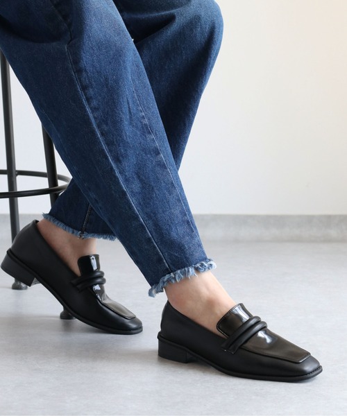 cepo（セポ）の「エナメルトップローファー（ローファー・レディース・ブラック/ベージュ・M/L）」の4枚目の写真