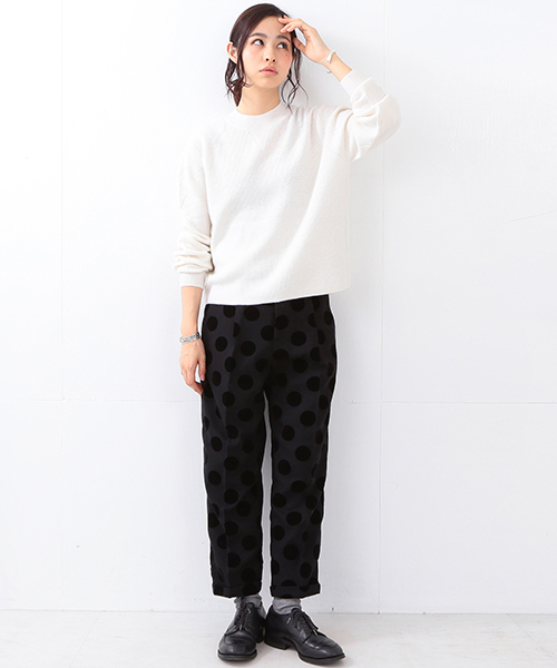 BEAMS BOY（ビームスボーイ）の「BEAMS BOY / フロッキープリント DOT スラックス（スラックス・レディース・ブラック/ネイビー・0/1）」の17枚目の写真