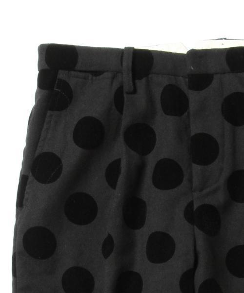 BEAMS BOY（ビームスボーイ）の「BEAMS BOY / フロッキープリント DOT スラックス（スラックス・レディース・ブラック/ネイビー・0/1）」の6枚目の写真
