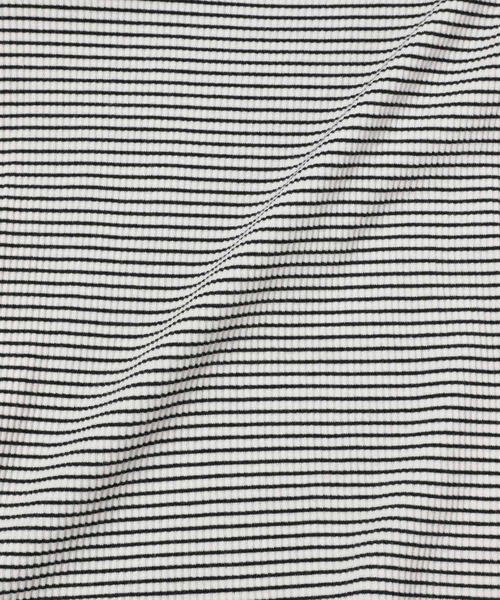 LOWRYS FARM（ローリーズファーム）の「２WAYリブタイトロングスリーブ　966670（Tシャツ/カットソー・レディース・ブラック/オフホワイト/ブラック系その他/アイボリー・FREE）」の6枚目の写真