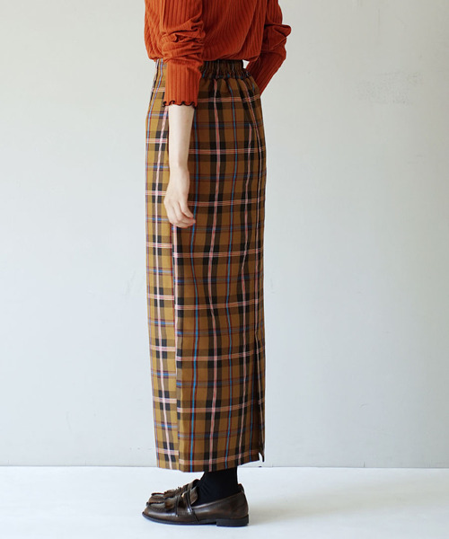 zootie(ズーティー)の「【大人に着こなす英国柄】タータンチェック ペンシルスカート(スカート・レディース・ブルー/レッド/キャメル/ブルー系その他・M)」の17枚目の写真