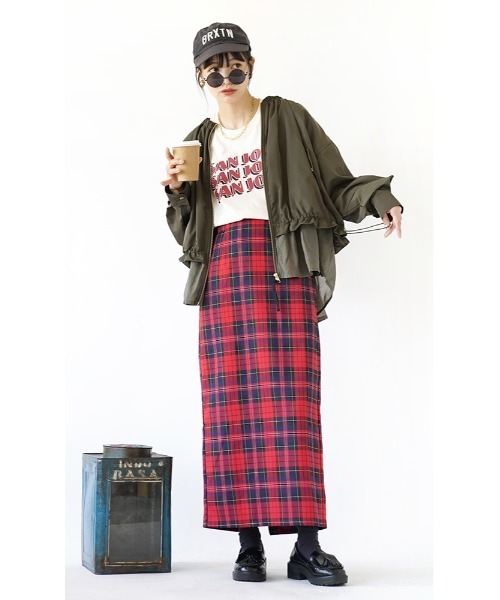 zootie(ズーティー)の「【大人に着こなす英国柄】タータンチェック ペンシルスカート(スカート・レディース・ブルー/レッド/キャメル/ブルー系その他・M)」の12枚目の写真