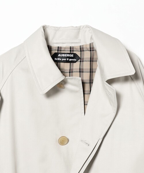 BRILLA per il gusto（ブリッラペルイルグースト）の「AUBERGE × Brilla per il gusto / 別注 コットンポリエステル ステンカラーコート（ステンカラーコート・メンズ・オフホワイト・38/40/42）」の3枚目の写真