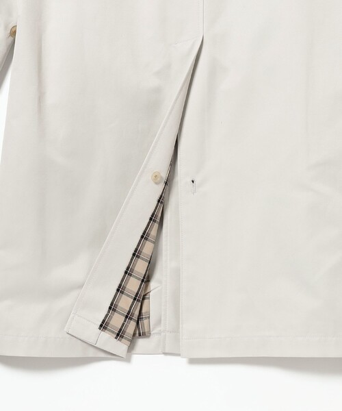 BRILLA per il gusto（ブリッラペルイルグースト）の「AUBERGE × Brilla per il gusto / 別注 コットンポリエステル ステンカラーコート（ステンカラーコート・メンズ・オフホワイト・38/40/42）」の7枚目の写真