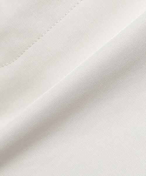 BRILLA per il gusto（ブリッラペルイルグースト）の「AUBERGE × Brilla per il gusto / 別注 コットンポリエステル ステンカラーコート（ステンカラーコート・メンズ・オフホワイト・38/40/42）」の8枚目の写真