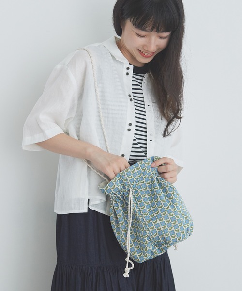 bulle de savon(ビュルデサボン)の「別注 4つ花ジャガード ポシェット(ハンドバッグ・レディース・ブルー/ネイビー・FREE)」の8枚目の写真