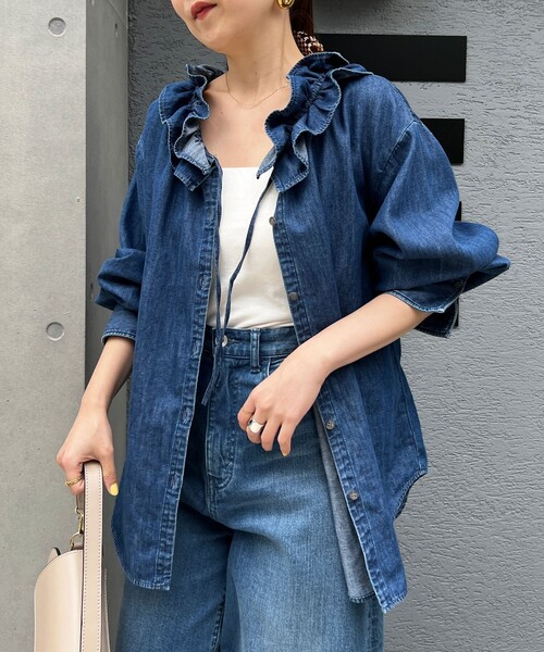 Rie Miller（リエミラー）の「フリルギャザーデニムブラウス（シャツ/ブラウス・レディース・インディゴブルー・FREE）」の7枚目の写真