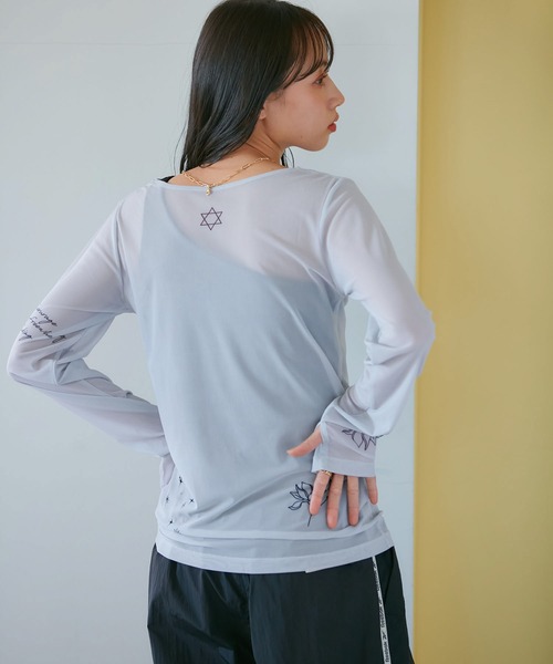 VIS(ビス)の「【洗える】シアータトゥートップス(Tシャツ/カットソー・レディース・グレー/ホワイト系その他5/スミクロ・FREE)」の9枚目の写真