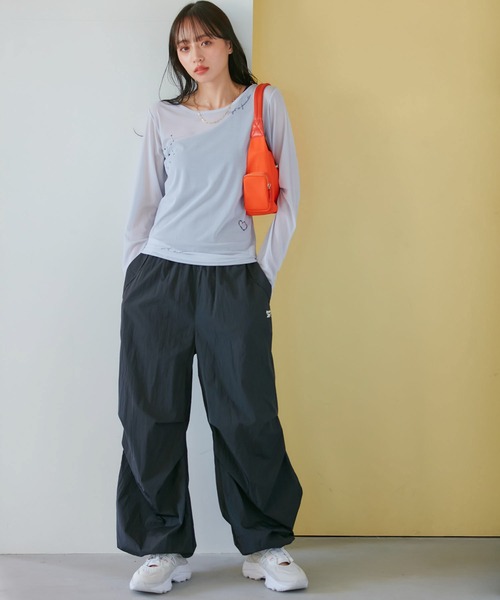 VIS(ビス)の「【洗える】シアータトゥートップス(Tシャツ/カットソー・レディース・グレー/ホワイト系その他5/スミクロ・FREE)」の10枚目の写真