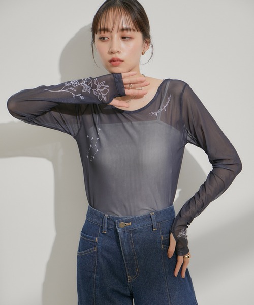 VIS(ビス)の「【洗える】シアータトゥートップス(Tシャツ/カットソー・レディース・グレー/ホワイト系その他5/スミクロ・FREE)」の4枚目の写真