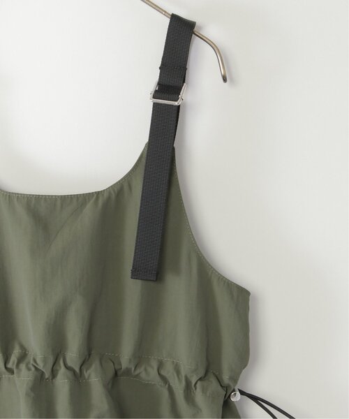 ikka(イッカ)の「【親子コーデ】カーゴキャミワンピース(120~160cm)(ワンピース・キッズ・ブラック/オリーブ・120/130/140/150/160)」の12枚目の写真