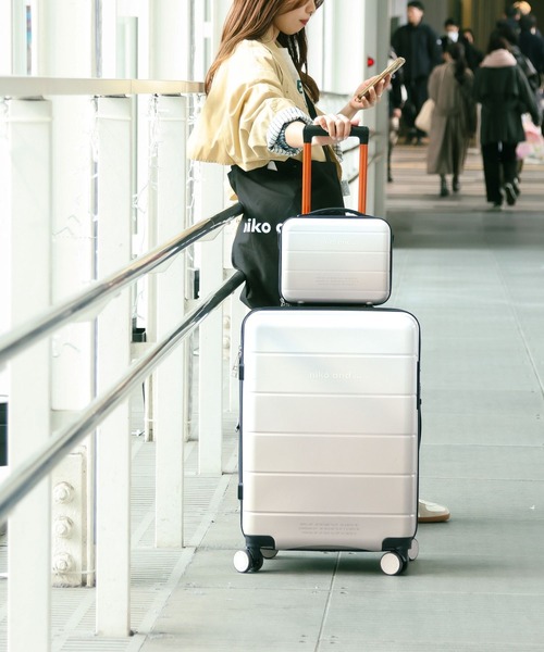 オリジナルニコロゴキャリーケースM/容量55-62L（その他雑貨）｜niko