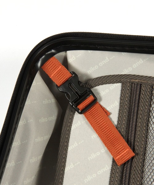 niko and...(ニコアンド)の「オリジナルニコロゴキャリーケースM/容量55-62L(その他雑貨・レディース・ブラック/オフホワイト/ライトイエロー・0)」の20枚目の写真