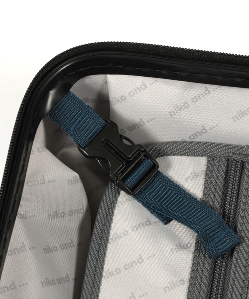 niko and...(ニコアンド)の「オリジナルニコロゴキャリーケースM/容量55-62L(その他雑貨・レディース・ブラック/オフホワイト/ライトイエロー・0)」の11枚目の写真