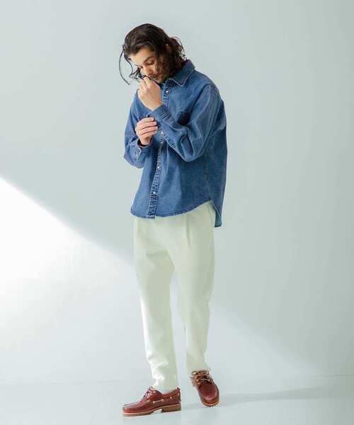 URBAN RESEARCH Sonny Label(アーバンリサーチサニーレーベル)の「ストレッチデニムレギュラーシャツ(シャツ/ブラウス・メンズ・インディゴブルー/ライトインディゴブルー・LARGE/MEDIUM)」の21枚目の写真