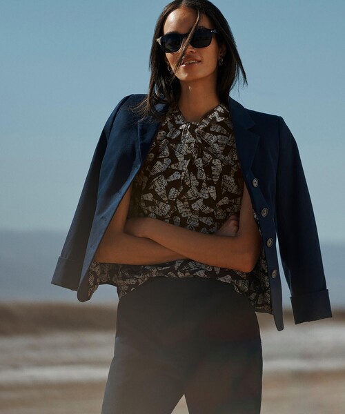 BROOKS BROTHERS（ブルックスブラザーズ）の「コットン/シルク シェルプリント ノットフロント ブラウス（シャツ/ブラウス・レディース・ブラウン・4/0/2）」の10枚目の写真