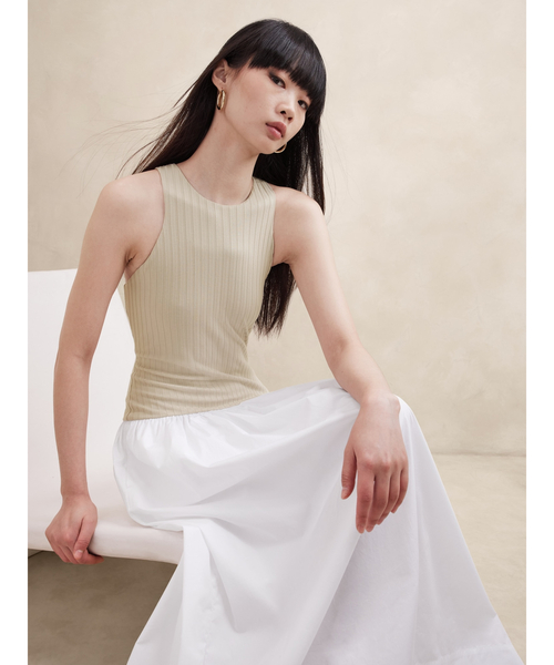 Banana Republic（バナナリパブリック）の「Violet