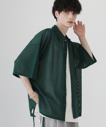 LILL（リル）の「ルーズシルエットサイドコードシアーハーフスリーブシャツ（シャツ/ブラウス・メンズ）」