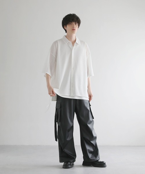 LILL(リル)の「ルーズシルエットサイドコードシアーハーフスリーブシャツ(シャツ/ブラウス・メンズ・ブラック/ホワイト/グリーン/ブルー・S/M/L/XL)」の12枚目の写真
