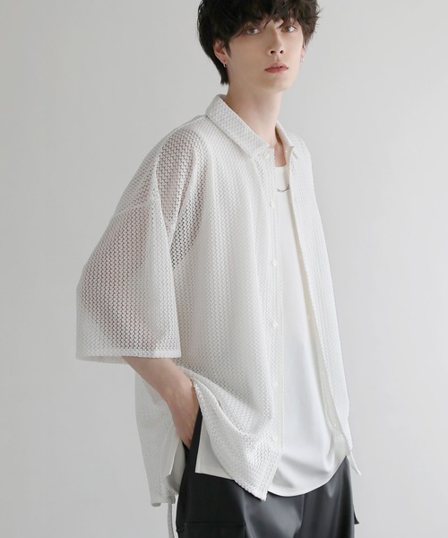 LILL(リル)の「ルーズシルエットサイドコードシアーハーフスリーブシャツ(シャツ/ブラウス・メンズ・ブラック/ホワイト/グリーン/ブルー・S/M/L/XL)」の9枚目の写真
