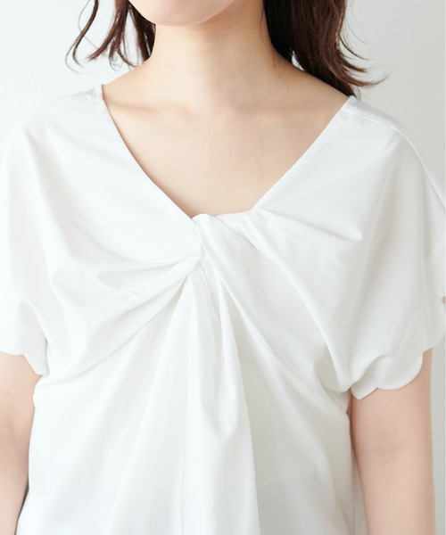 natural couture（ナチュラルクチュール）の「【WEB限定】ねじり＆スカラップドット柄ブラウス（シャツ/ブラウス・レディース・オフホワイト/グレイッシュベージュ/ラベンダー/ネイビー/その他1/その他2/その他3・FREE）」の17枚目の写真