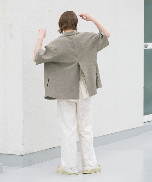 KBF（ケイビーエフ）の「『UR TECH DRYLUXE』バックスリットジャケット（その他アウター・レディース・ベージュ系その他/グレー・ONE）」の7枚目の写真