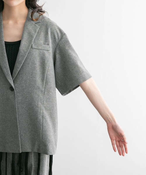 KBF（ケイビーエフ）の「『UR TECH DRYLUXE』バックスリットジャケット（その他アウター・レディース・ベージュ系その他/グレー・ONE）」の19枚目の写真