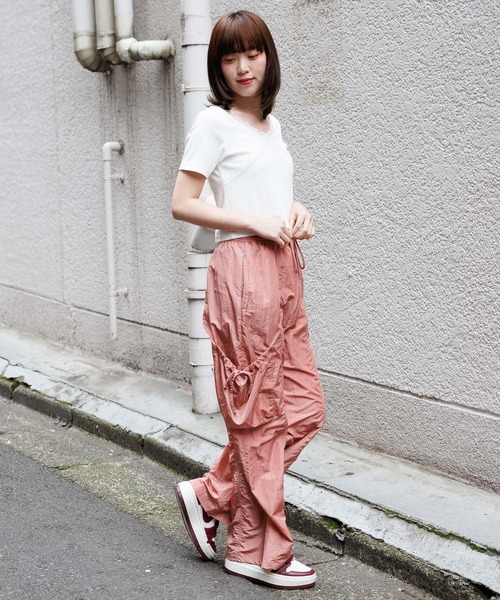 3.3 Field Trip （3.3フィールドトリップ）の「3.3 Field Trip／ナイロンカーゴパンツ（カーゴパンツ・レディース・カーキ/ピンク/ブラック・FREE）」の4枚目の写真