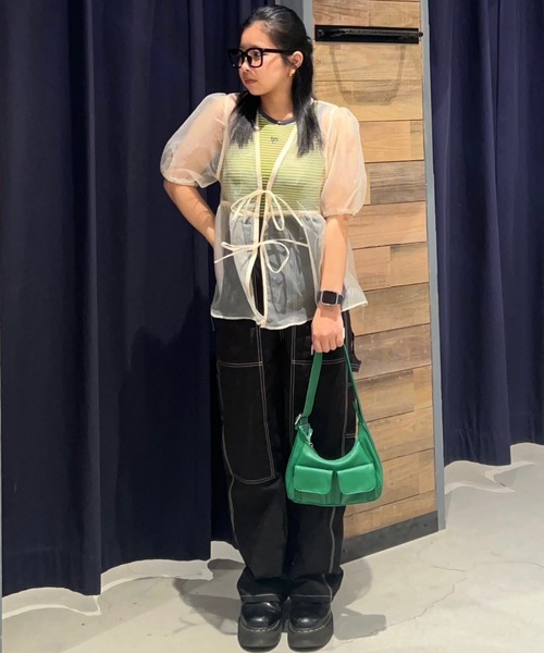 RODEO CROWNS WIDE BOWL(ロデオクラウンズワイドボウル)の「2WAYシアーブラウス(シャツ/ブラウス・レディース・ホワイト/ライトグリーン/ブラック・FREE)」の9枚目の写真