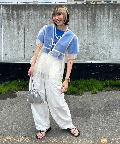 RODEO CROWNS WIDE BOWL(ロデオクラウンズワイドボウル)の「2WAYシアーブラウス(シャツ/ブラウス・レディース・ホワイト/ライトグリーン/ブラック・FREE)」の22枚目の写真