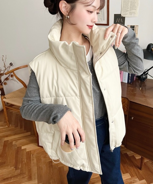 セール】フェイクソフトレザースタンドカラーファイバーダウンベスト